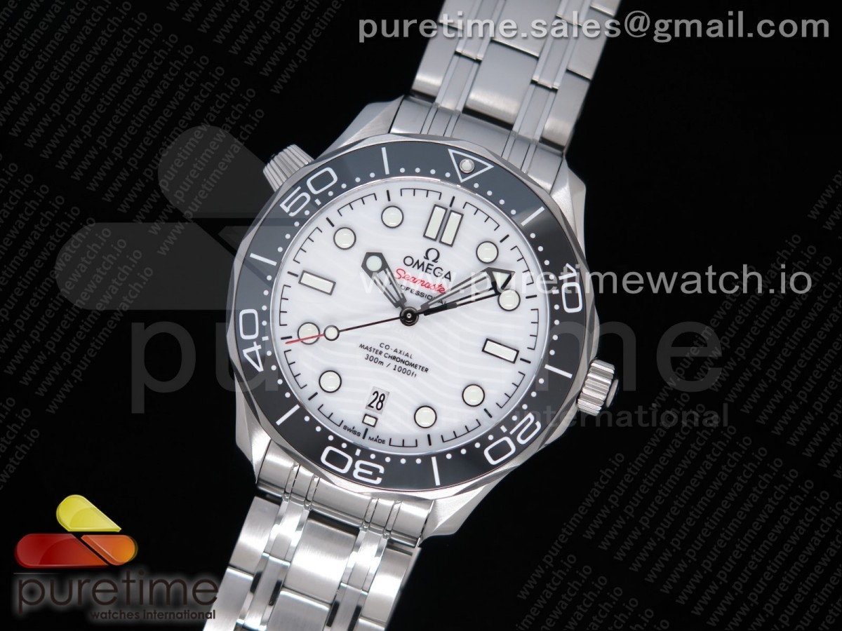 VS공장 오메가 씨마스터 다이버300 화이트다이얼 브슬 / 2019 Seamaster Diver 300M SS VSF 11 Best Edition Black Bezel White Dial on SS Bracelet A8800
